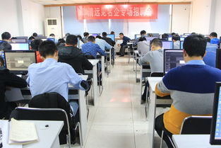 華清遠見成都中心對話中科合迅技術經理 探索信息技術咨詢服務的未來方向